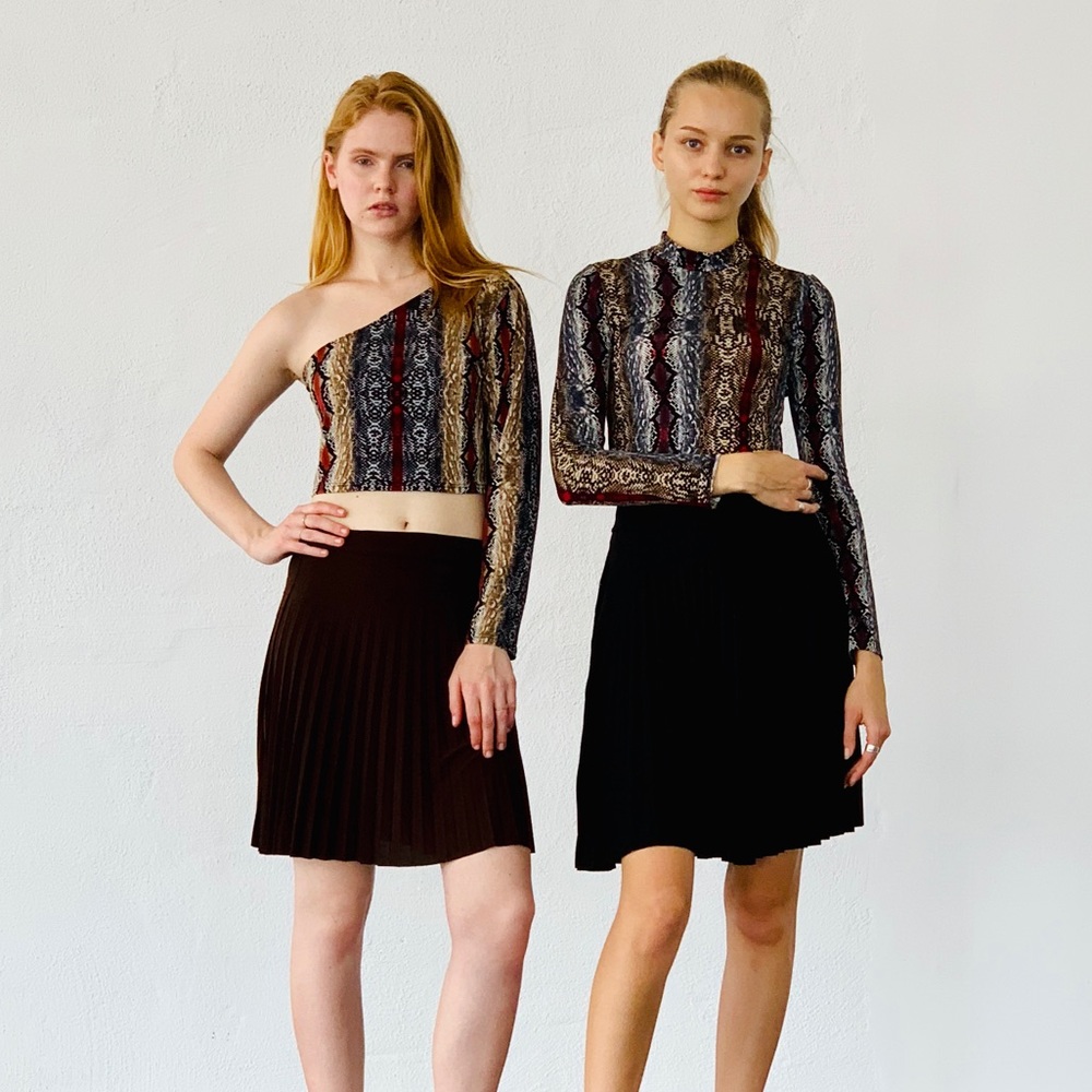 Snakeskin Tops - Picture 2 of 4